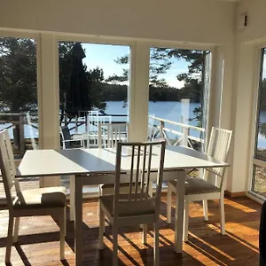  Feriehus Bjoersjoedal House's Sverige